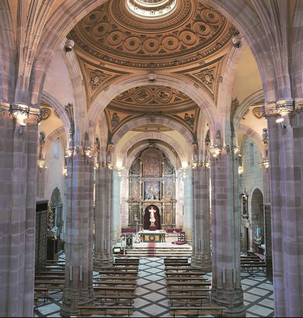 Decoración flores iglesia 1
