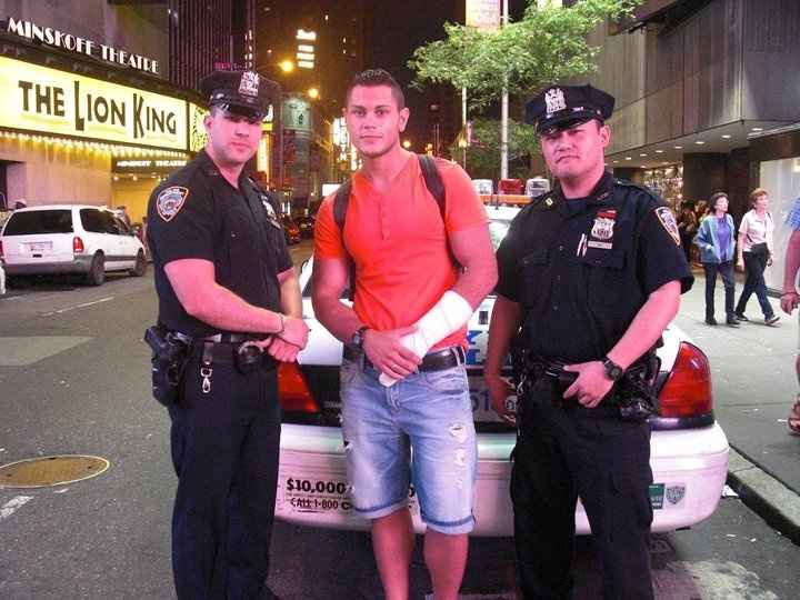 con los polis de nueva york
