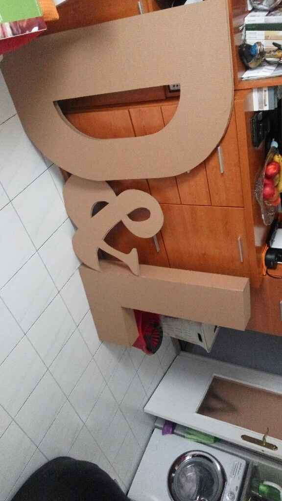 Letras gigantes en proceso - 2