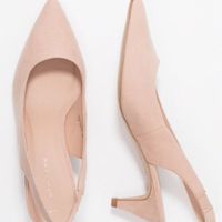 Zapatos para un traje corte sirena - 1