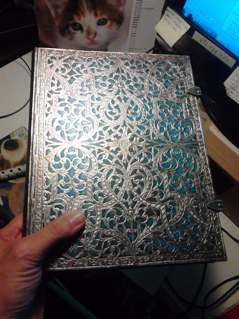 El cuaderno sería como éste. Da el pego ¿no?