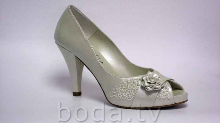 ESTOS SON MIS ZAPATOS