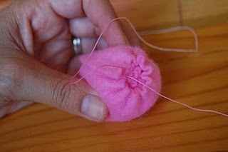 ROSA DE FIELTRO
