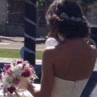Peinado apropiado para este vestido - 1
