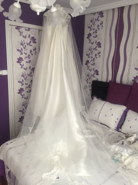 Mi vestido esperando...