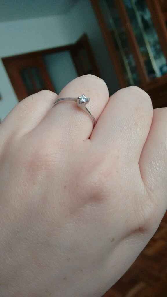 Pongamos todas nuestro anillo de compromiso - 1