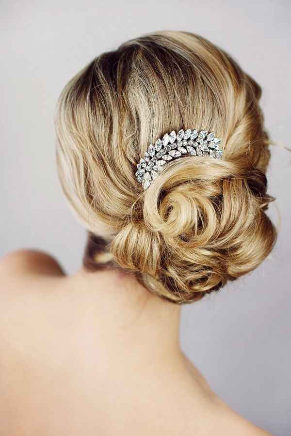 peinado de novia lateral