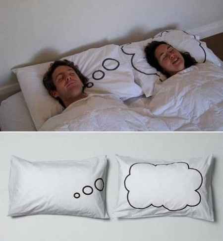 almohadas románticas