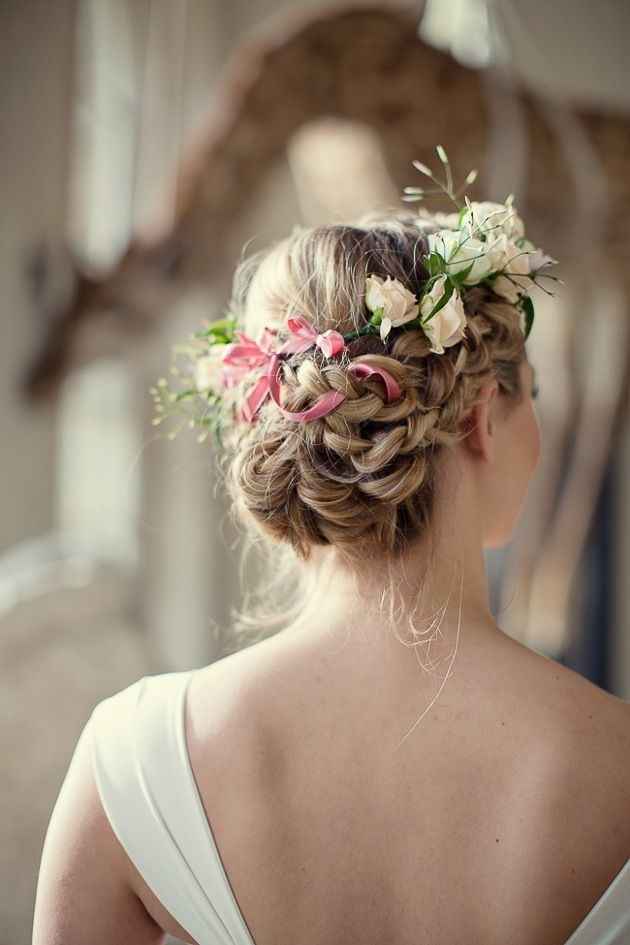 peinado de novia flores