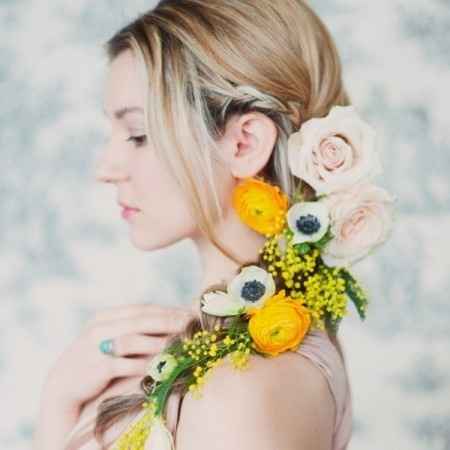 peinado de novia flores