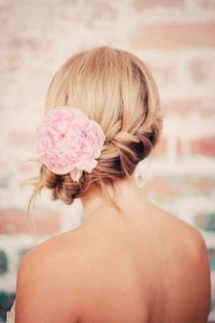 peinado de novia flores