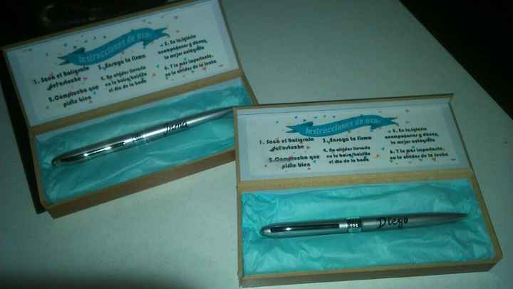 Bolígrafos para nuestros testigos - 3