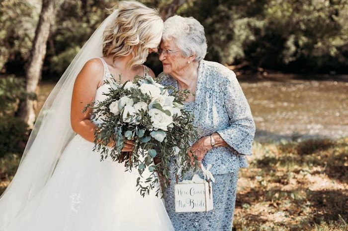 Una novia elige a sus abuelas como damas de honor ❤️️ 2