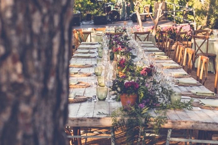 Deja que las FLORES también sean las protagonistas de tu boda 🌹🌻🌷 8