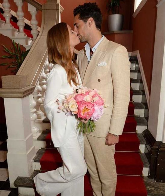 5 parejas famosas que han tenido 2 bodas espectaculares 💍 6