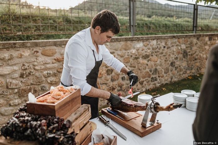 Tendremos cortador de jamón en el aperitivo, ¿V o F? 2