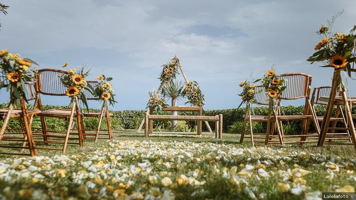 Dale un toque de luz a tu boda con GIRASOLES 🌻 3