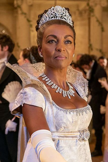 Bridgerton: Los 10 looks perfectos para invitadas 9