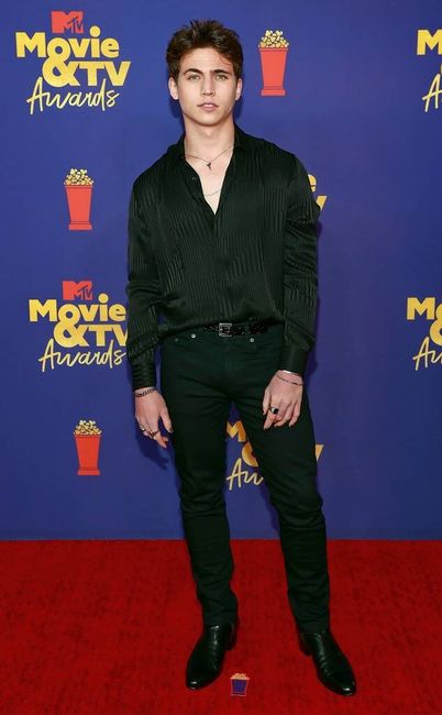 Los MTV Movie Awards 2021 nos han dejado looks muuuuy TOP 😎 7