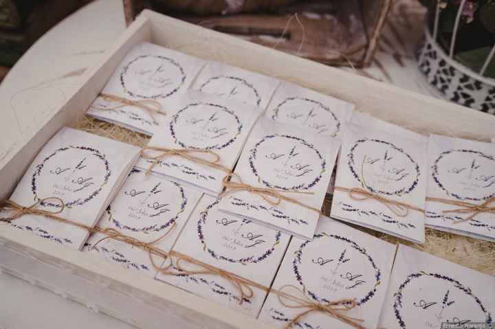 15 maneras de darle un toque morado a tu boda 💜 - 2