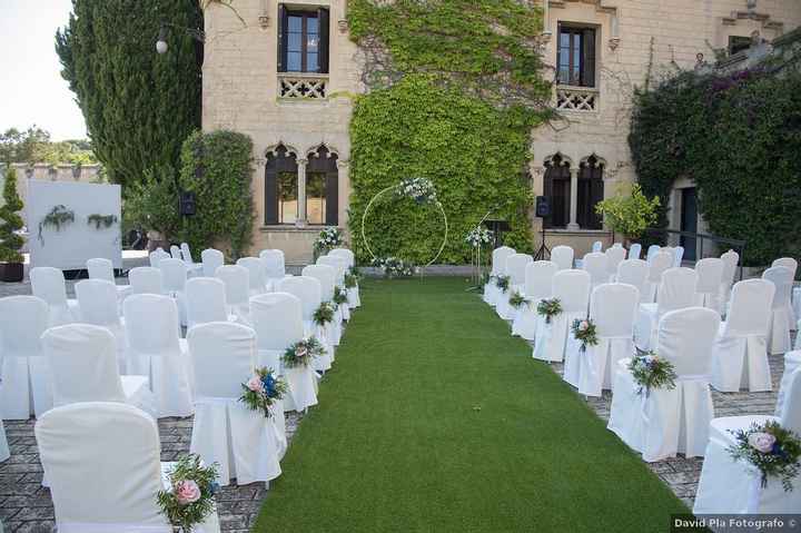 Las sillas de la ceremonia, ¿tapadas o descubiertas? - 1