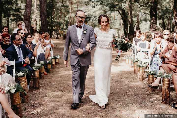 2 novias muy diferentes, ¡vota una! - 1