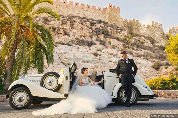 Este coche de boda clásico, ¿TOP o MEC? - 1