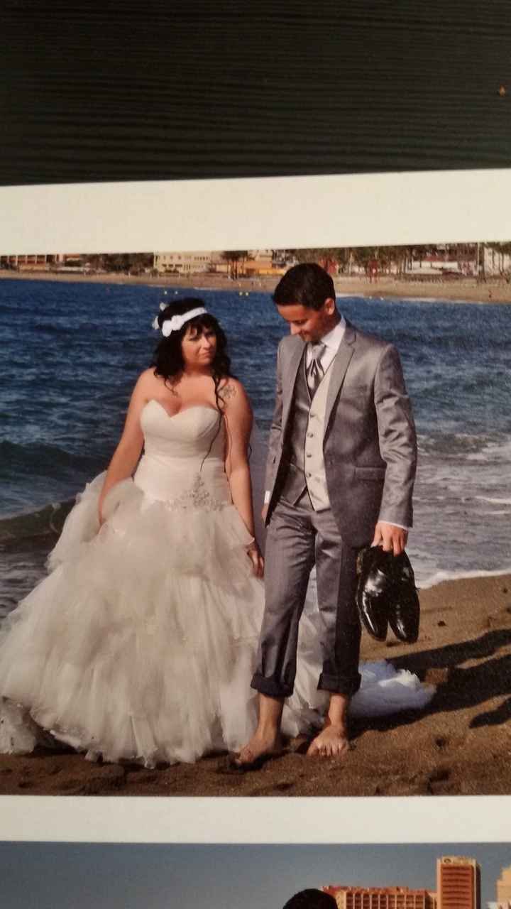 Duda lavar vestido tras mojarlo en la playa. - 1
