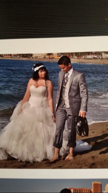 Duda lavar vestido tras mojarlo en la playa. - 1