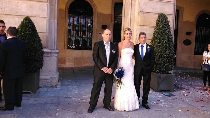 Hay os van algunas fotos de mi boda. - 8