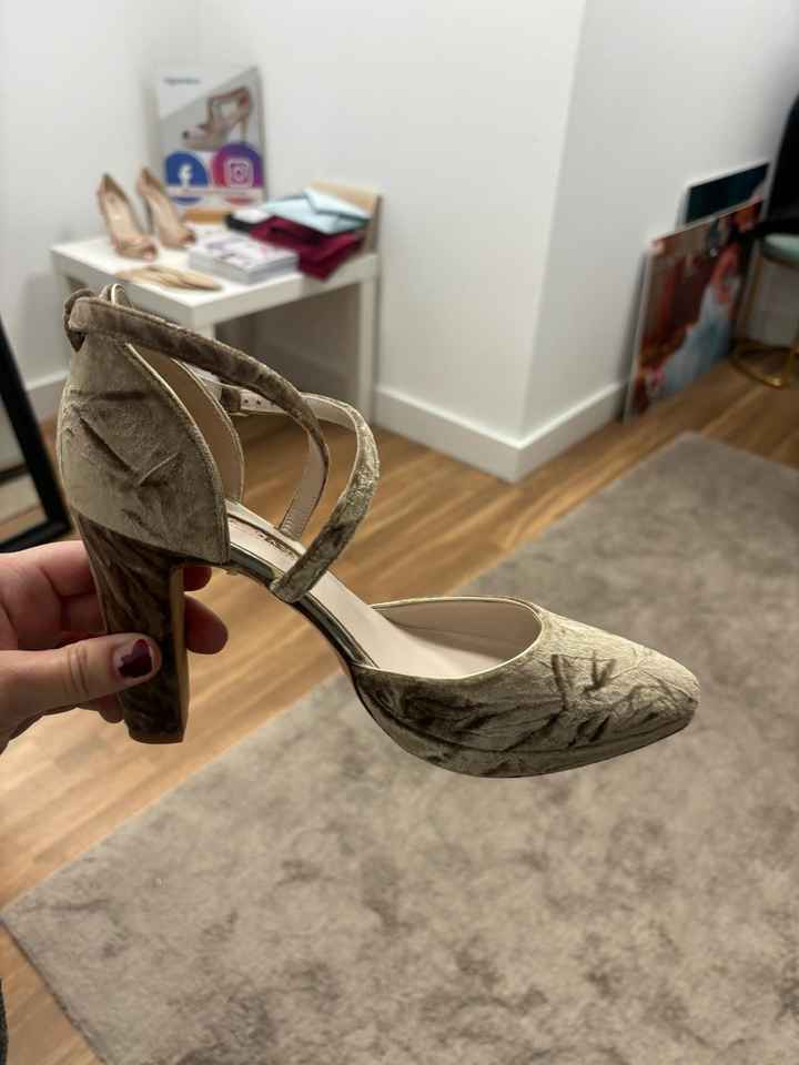 Mis zapatos de novia - 1