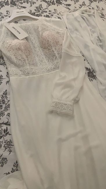 Hola chicas, miro y miro tiendas de novias en la aplicación. 2