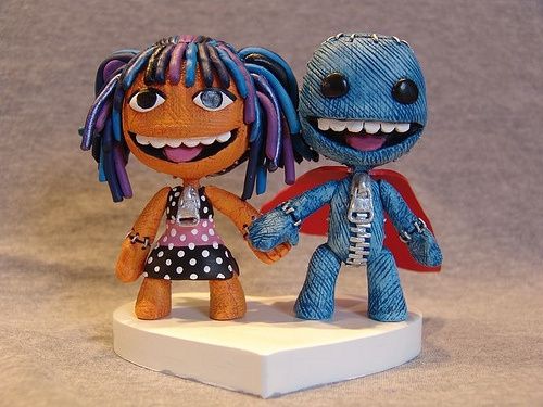 Parejita de novios estilo monstruitos