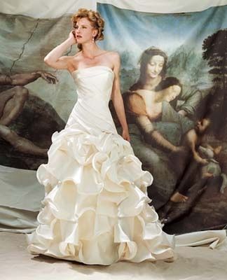 Las Novias Boutique