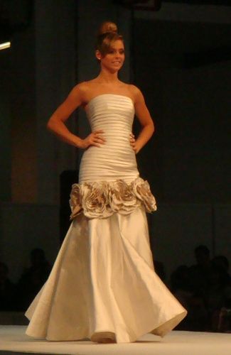 Fiorinda, Le spose di Carlo Pignatelli 2009