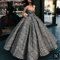Vestido de novia fuera de lo común - 1