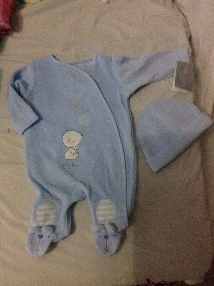 Pijama conejitos en los pies