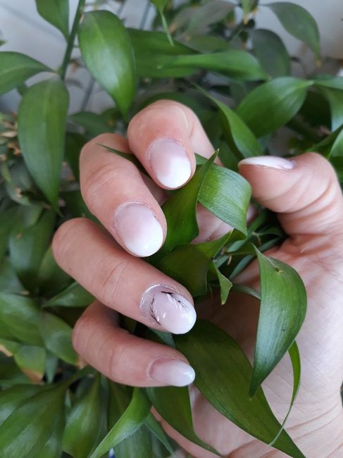 Mis uñas para el día b - 1