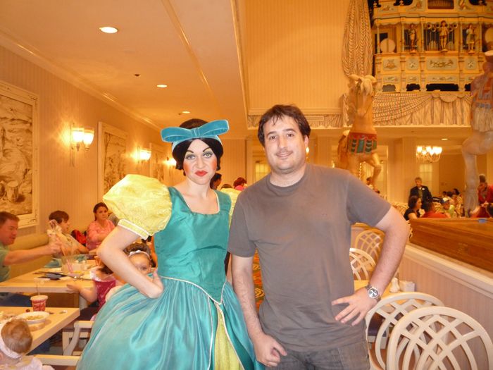 Con una de las hermanastras