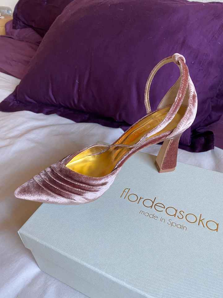 Zapatos flor de asoka - 1
