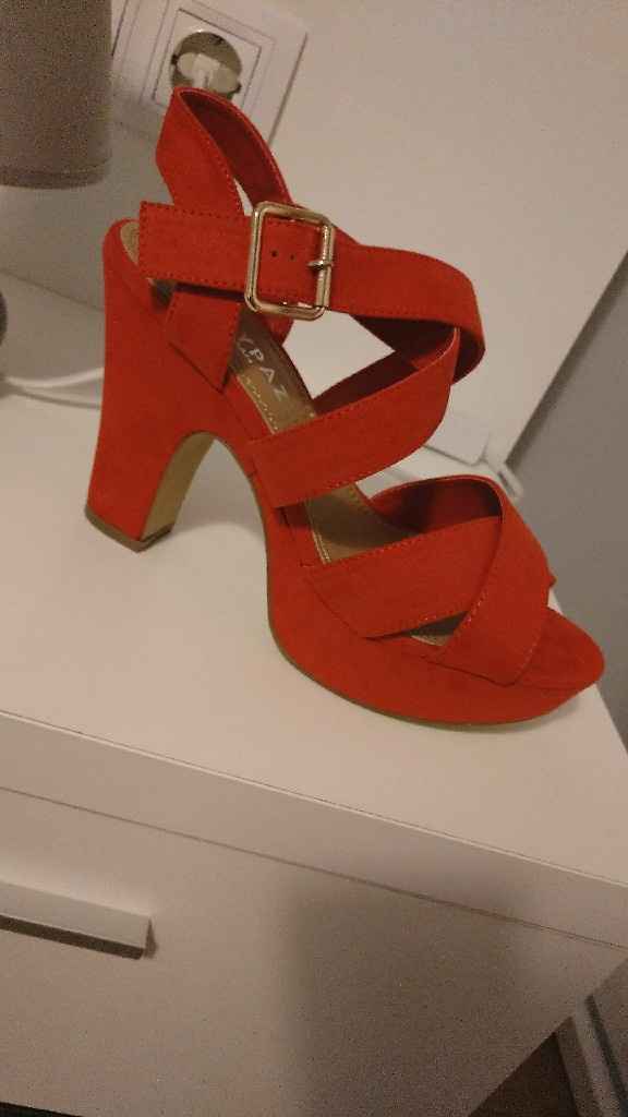 Qué os parecen mis zapatos? - 1