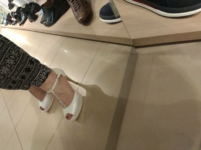 Duda entre dos zapatos! - 2