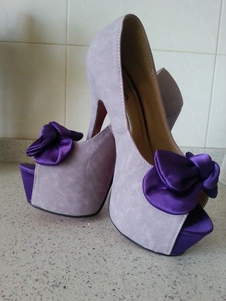 mis zapatos lilas y morados