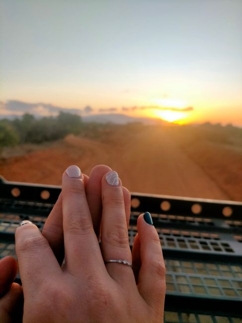 Derecha o izquierda: ¿en qué mano llevas tu anillo de pedida? 💍 5