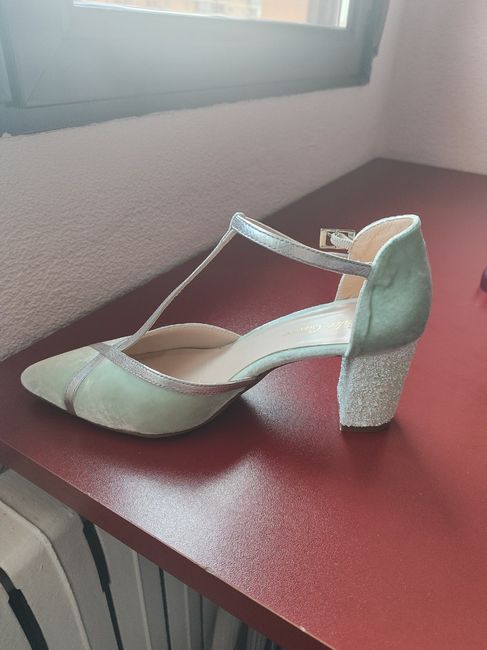 Tema zapatos para el dia b 2