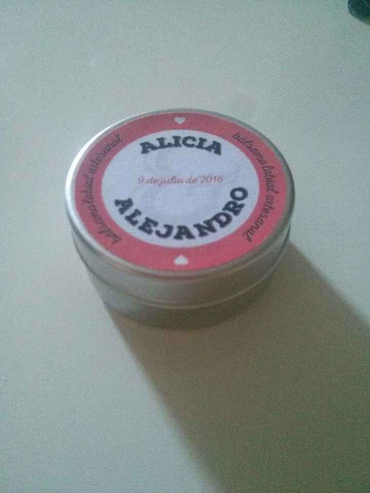 Bálsamos labiales personalizados - 2