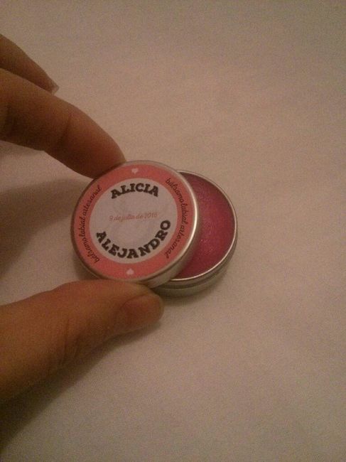 Bálsamos labiales personalizados - 2