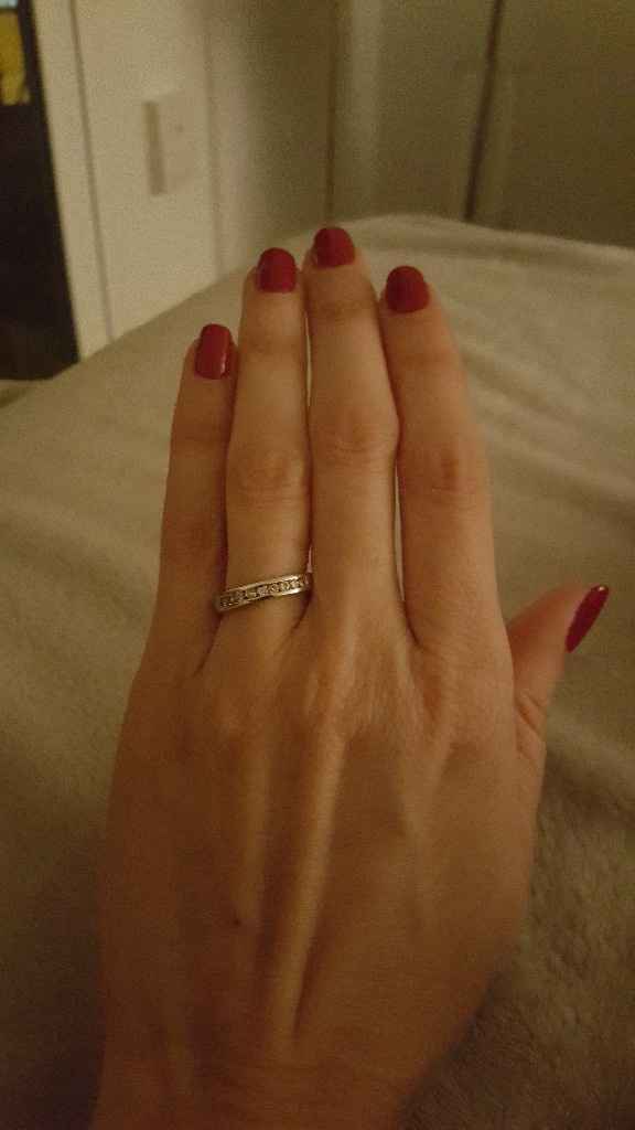 ¿Nos enseñas tu anillo de compromiso? - 1