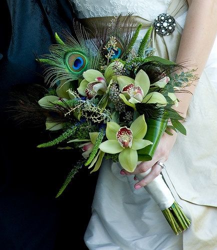 ramo novia con plumas