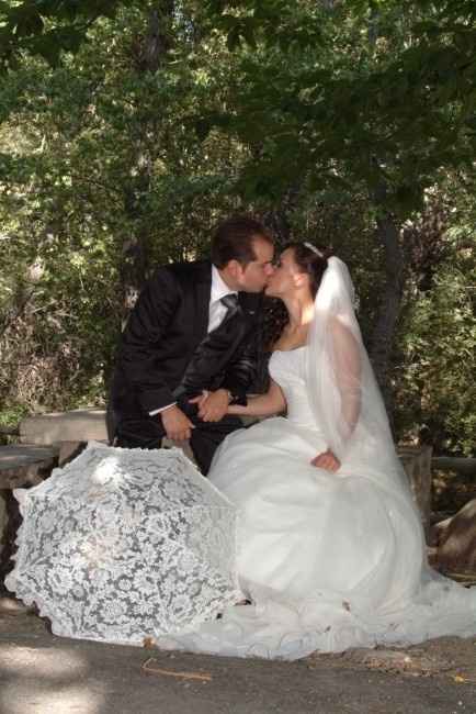 beso en el pos-boda